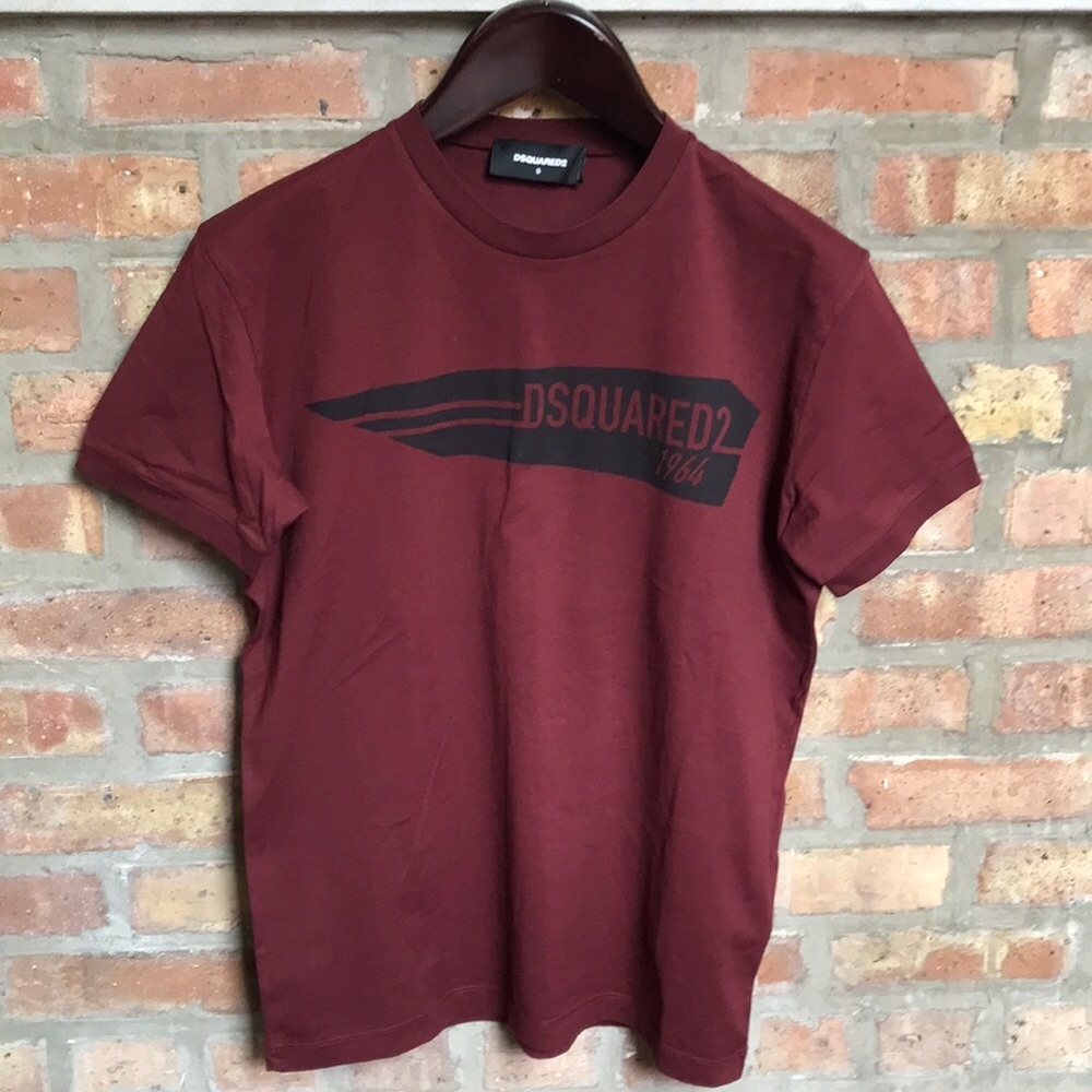 DSQUARED2 Men's 1964 Logo Graphic T-Shirt in red/burgundy.